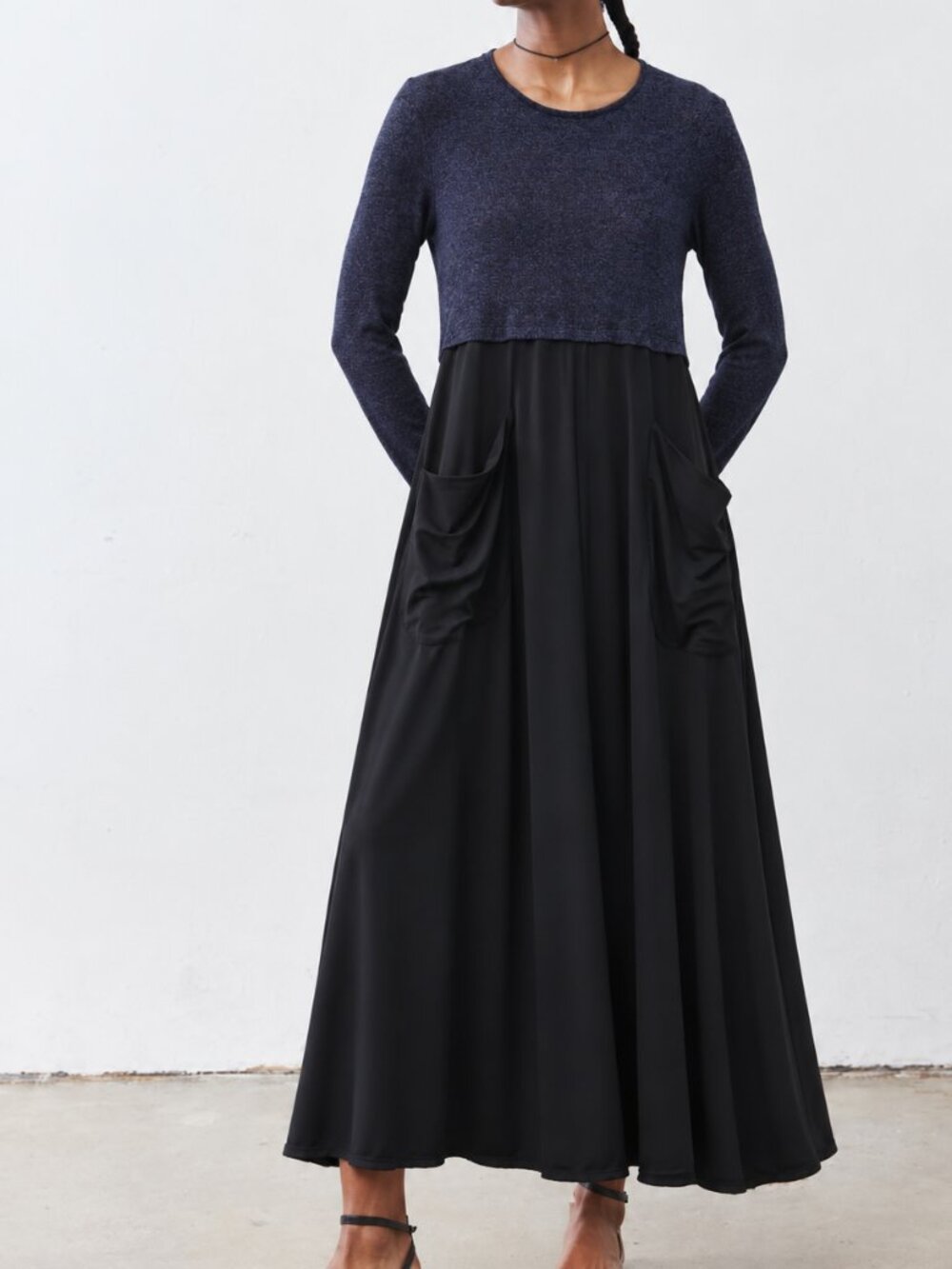 RUTI Navy Black Mixed Media Long Sleeve Maxi Dress Draped Pockets S/M